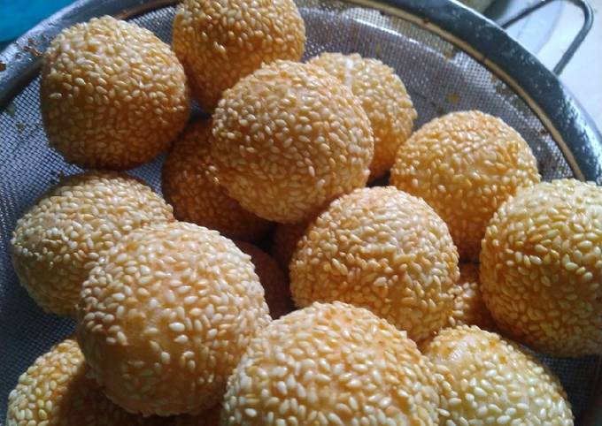 Cara Gampang Menyiapkan Bola bola wijen kacang hijau Anti Gagal