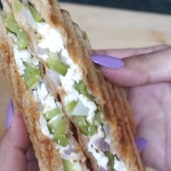 Paneer with capsicum sandwich A picture of Paneer with capsicum sandwich.
