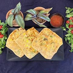 A picture of Lifafa paratha.