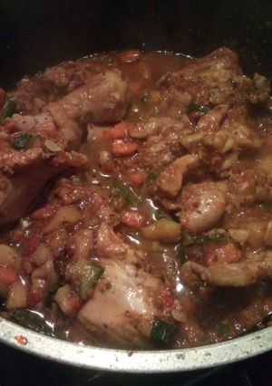 Una foto de Fideos con verduras y pollo