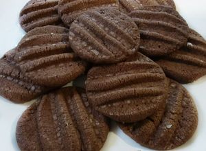 Foto principal de Galletitas de chocolate con azúcar glas