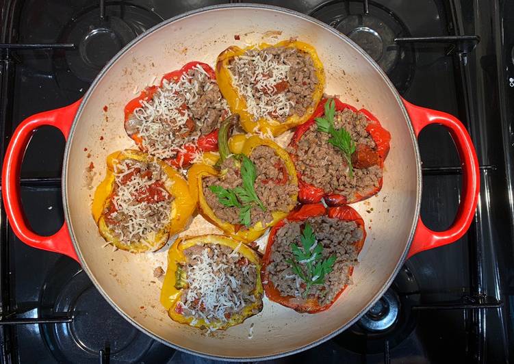 Simple Way to Prepare Super Quick Homemade Stuffed peppers with low fat beef mince meat For Jamo