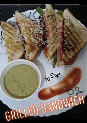 A picture of Grilled sandwich.