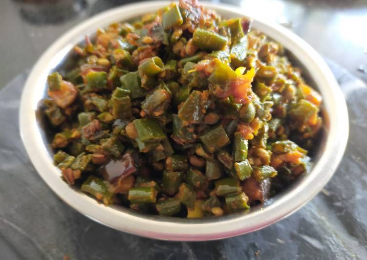 Green Cowpea Beans - Brinjal Sabzi