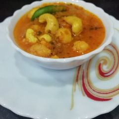 A picture of Makhana Kaju Curry.