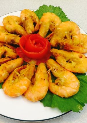 Hình của món Tôm lắc bột chiên.