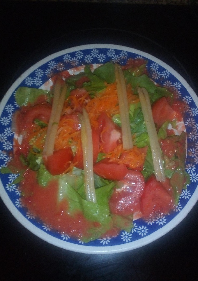 Una foto de Ensalada mixta