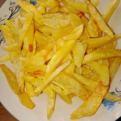A picture of Fried chips.