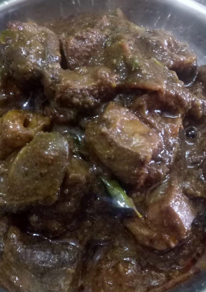 ரோட்டு கடை ஸ்டைல் ஈரல் சுவரொட்டி தொக்கு(Eeral suvarotti thokku recipe in tamil) செய்முறை முக்கிய புகைப்படம்