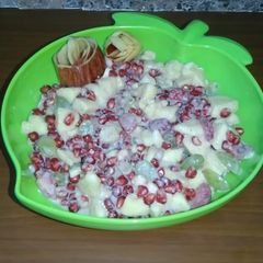 A picture of With out cream creamy fruit chaat.