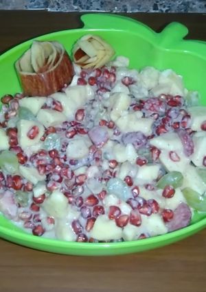 A picture of With out cream creamy fruit chaat.