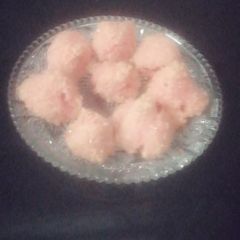 A picture of Coconut macaroons.