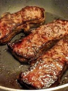 Svéd 🇸🇪 Klasszikus marha hátszín "Suszterdoboz" -Skomakarlåda recept fotója