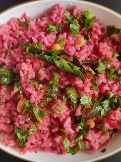 பீட்ரூட் சாதம் (leftover beetroot rice) செய்முறை முக்கிய புகைப்படம்