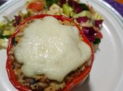 Una foto de mozzarella y pimiento