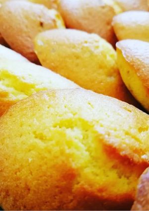 Une photo de Madeleines au citron BIO