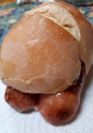 Una foto de Choripan argentino