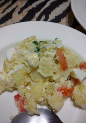 A picture of Potatoes & Eggs Salad.