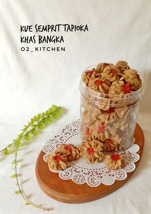 Foto resep Kue Semprit Tapioka Khas Bangka (3 Bahan)