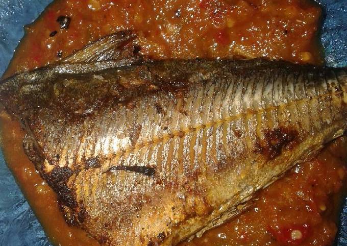 Ikan Bakar dg Sambel belimbing wuluh by Teflon (Praktis)