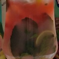 A picture of GUAVA AND APPLE MOJITO🍹.