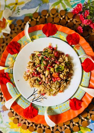 A picture of Wai Wai Bhel Tea time snack veggie nutty and easy in 5 minutes.