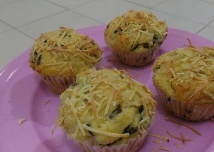 Langkah Mudah untuk Menyiapkan Muffin tape tanpa telor yang Bisa Manjain Lidah