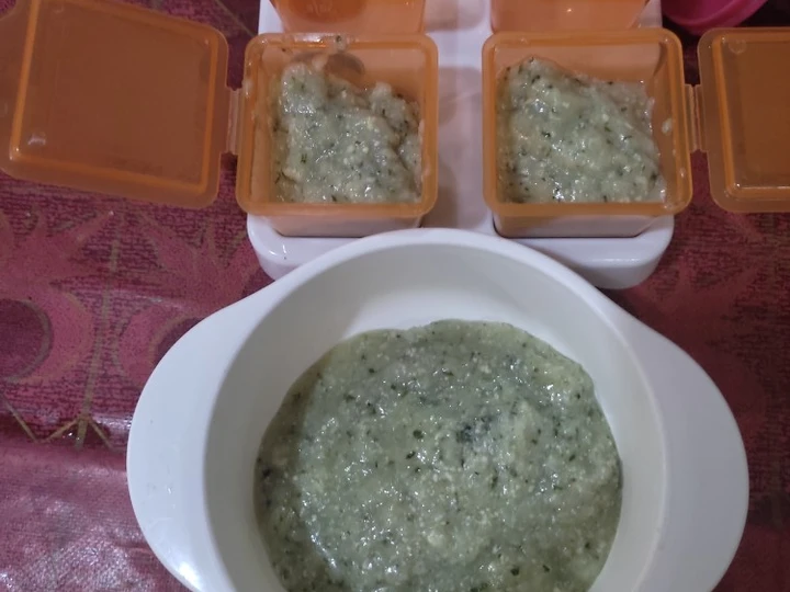 Langkah Mudah untuk Menyiapkan Resep Mpasi. Bubur ayam bayam yang Bikin Ngiler Anti Ribet, Mantap Sekali
