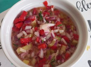 Una foto de Salsa criolla fusión pebre