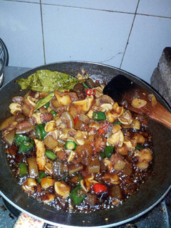 Foto resep Oseng kikil super pedas