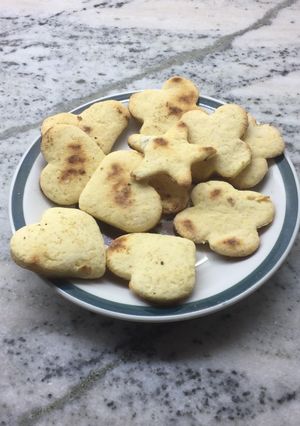 Una foto de Galletitas de aceite (rinden 1 docena) para los más chiquitos!! 👶🏻👧🏻👦🏻🧒🏼