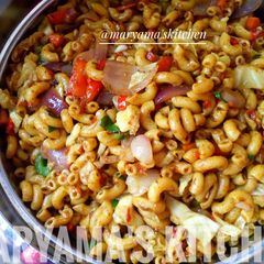 A picture of Stir fry veggies macaroni.