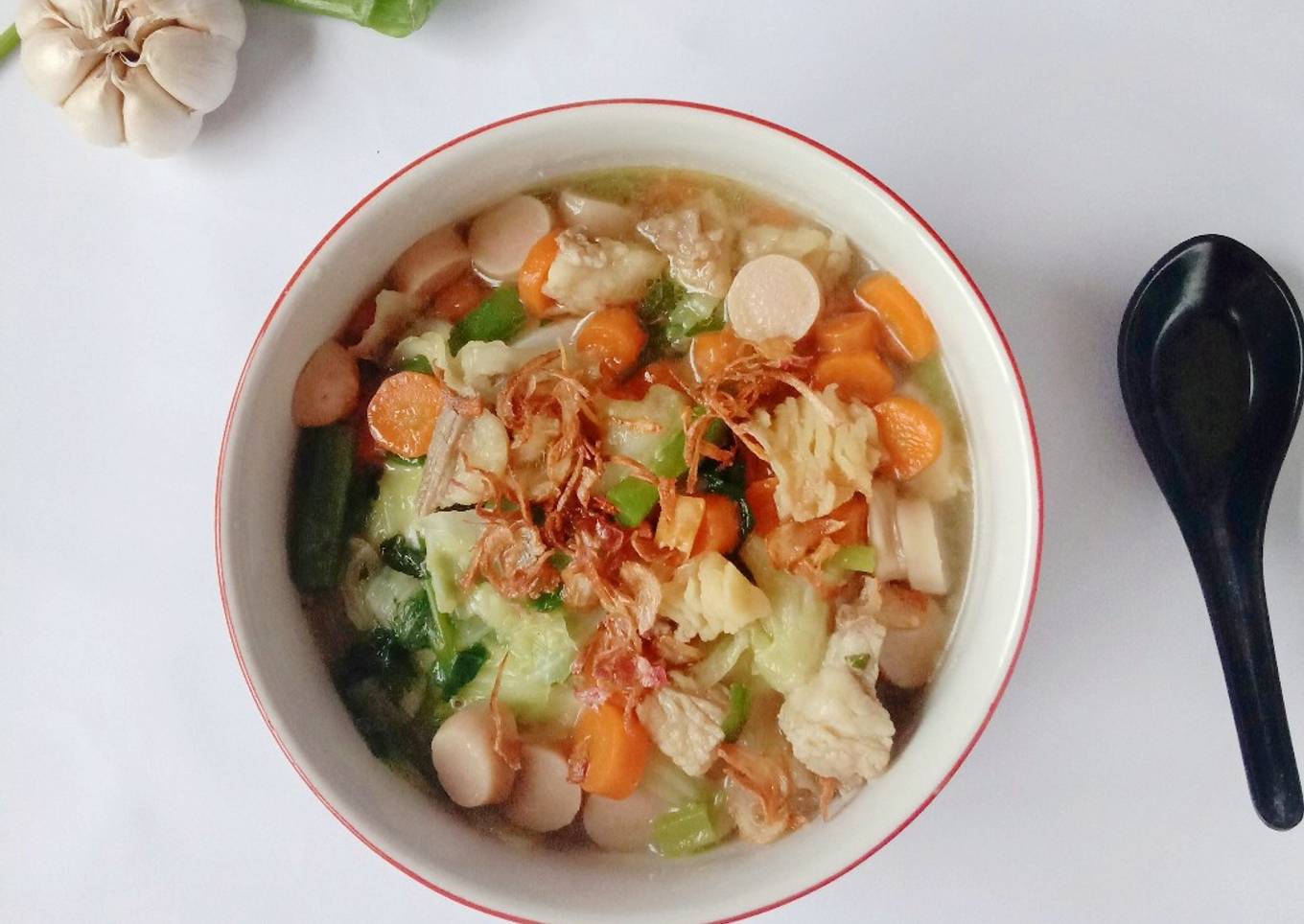 Sop sayur (gunakan tetelan/kari daging sapi)