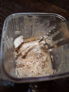 適合夏日減肥～超簡單又超低卡！一杯120大卡的薄荷巧克力優格冰淇淋 的食譜成品照片