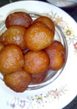 A picture of Rava gulab jamun.