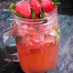 A picture of Watermelon mojito.