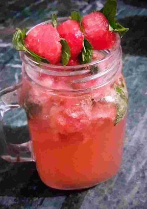 A picture of Watermelon mojito.