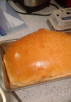 A picture of Cheese Bread.