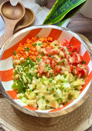 Una foto de Ensalada de Garbanzos Aliñada con Tahini
