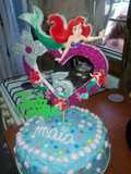 Decorando el bizcochuelo para el cumple