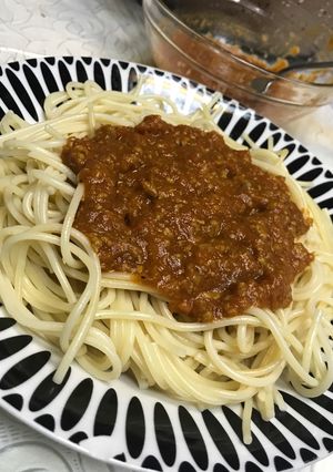 صورة لوصفة سباغيتي بصوص اللحم