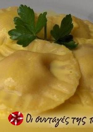 Φωτογραφία της συνταγής Σάλτσα με αυγά και βασιλικό