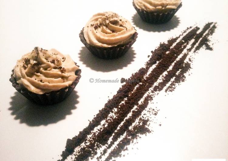 Cestini al cioccolato con crema al caffè