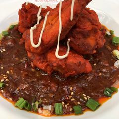 A picture of Chicken Manchurian.