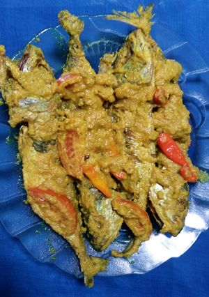 Foto resep Kembung bumbu kuning or pesmol