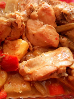 A picture of Chicken Curry.
