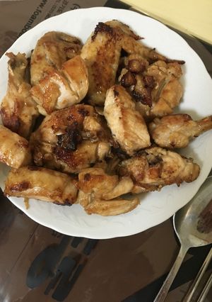 Hình của món Thịt gà áp chảo.