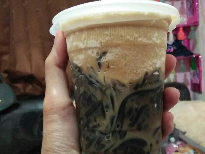 Langkah Gampang Menyiapkan Resep Es capucino cincau yang Enak Banget Anti Ribet, Lezat