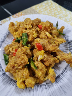 Foto resep Ayam Goreng Telor asin