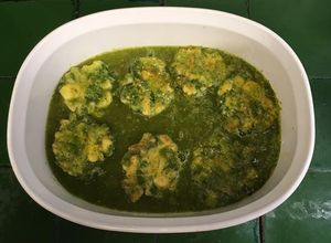 Una foto de Tortitas de lechuga y queso